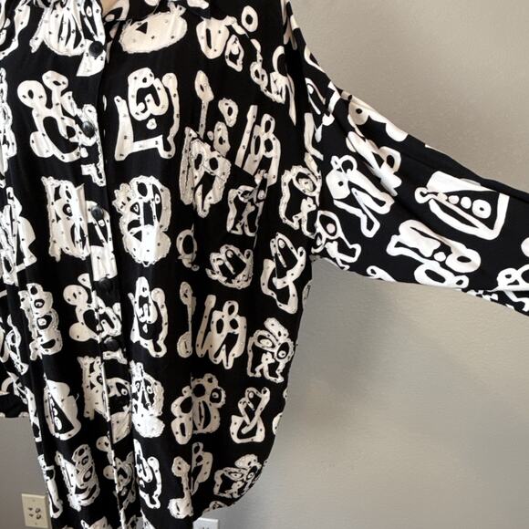 We Be Bop Women Button Tunic Black White Tribal Print Plus Size 2X Beaded Accent - Picture 3 of 8